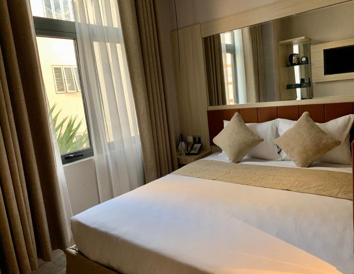 קאן טו Holiday 2 Hotel מראה חיצוני תמונה